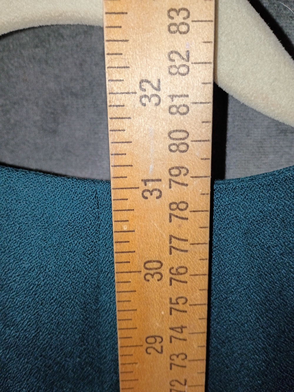 Vintage Teal Liz Claiborne 2 Piece Skirt Suit With Pleated Skirt Size 16 P2P 21 - Picture 12 of 12